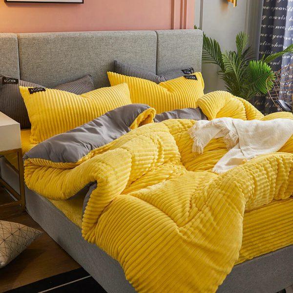 Velvet duvets 6 by 7 - Image 9